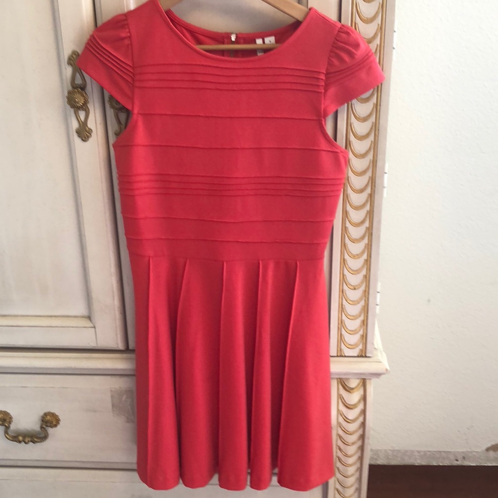 Elle dress